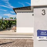 Favila By Madeira Dream *