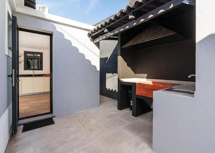 Favila By Madeira Dream Villa