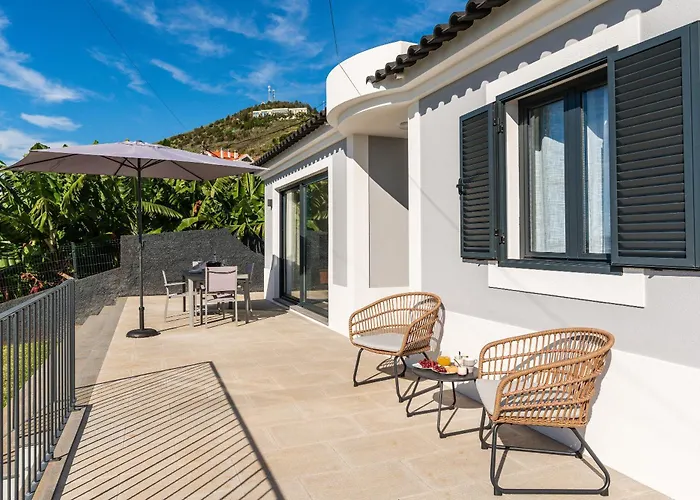 Favila By Madeira Dream Villa *