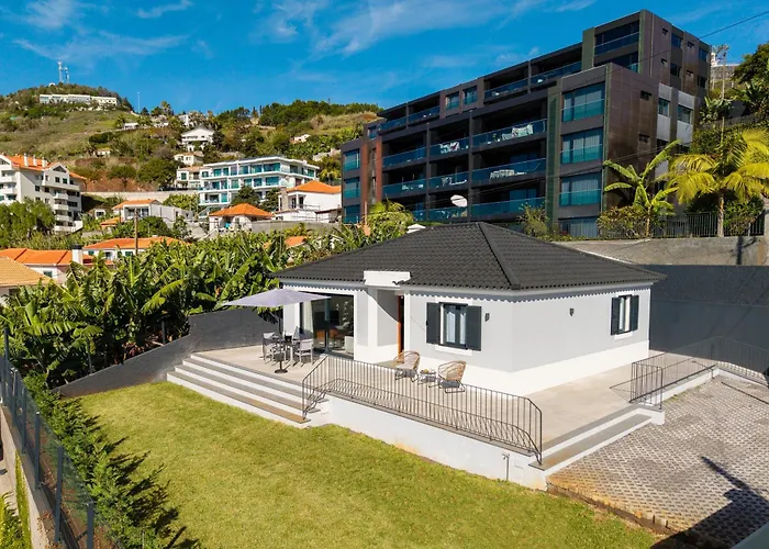 Favila By Madeira Dream * Funchal (Madeira)